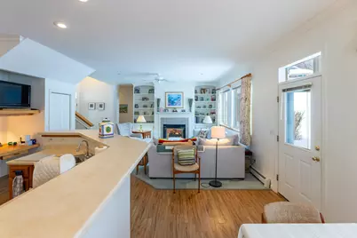 27 Fountain Way, Lebanon, NH 03784 - Photo 9