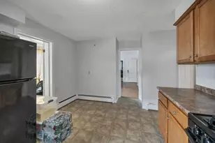 599 Beech St, Manchester, NH 03104 - Photo 11