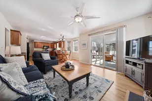 7 Jennifer Ln, Amherst, NH 03031 - Photo 7