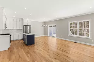 16 Porch Lgt Dr, Dover, NH 03820 - Photo 7