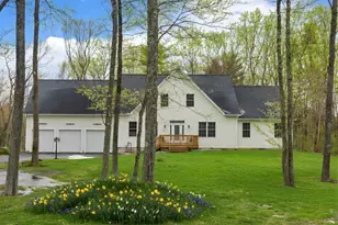 14 Lefevre Dr, Kingston, NH 03848 - Photo 3