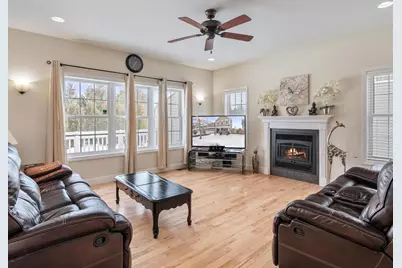 35 Sommerfield Avenue, South Burlington, VT 05403 - Photo 7