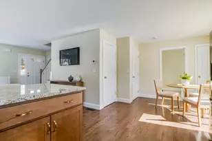 5A Violette Dr, Epping, NH 03042 - Photo 7