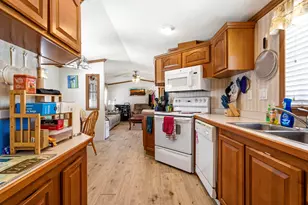 117 Colonial Village, Somersworth, NH 03878 - Photo 3