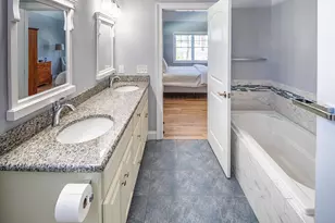 15 Teresa Dr, Dover, NH 03820 - Photo 19