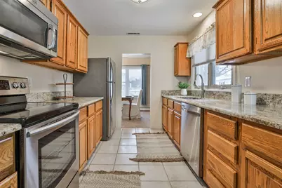 305 Blodget Street, Manchester, NH 03104 - Photo 11