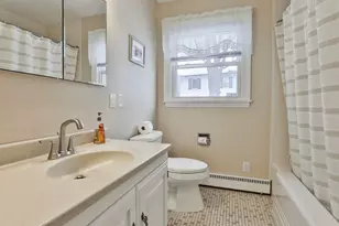 305 Blodget St, Manchester, NH 03104 - Photo 25