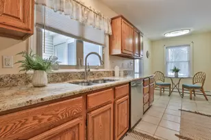 305 Blodget St, Manchester, NH 03104 - Photo 13