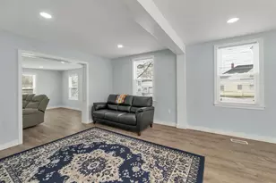 151 Tolles St, Nashua, NH 03064 - Photo 7