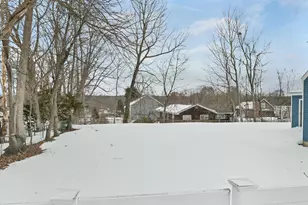 151 Tolles St, Nashua, NH 03064 - Photo 33