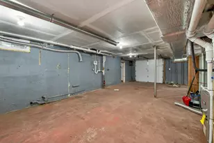 151 Tolles St, Nashua, NH 03064 - Photo 29