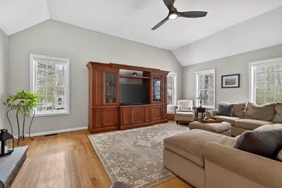 38 Buckingham Drive, Londonderry, NH 03053 - Photo 15