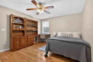 38 Buckingham Dr, Londonderry, NH 03053 - Photo 37