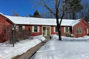 14 Colonial Square, Peterborough, NH 03458 - Photo 1