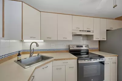 543 Fox Hollow Way, Manchester, NH 03104 - Photo 15