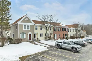 543 Fox Hollow Way, Manchester, NH 03104 - Photo 5