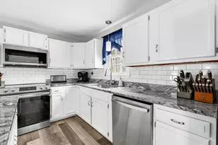 18 Northwood Dr, Merrimack, NH 03054 - Photo 5