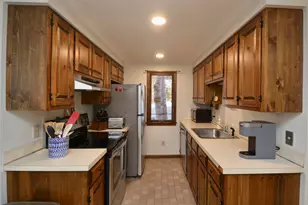 608 Otter Rd, Grantham, NH 03753 - Photo 3