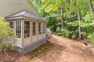 674 Elm St, Laconia, NH 03246 - Photo 35