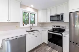 674 Elm St, Laconia, NH 03246 - Photo 11