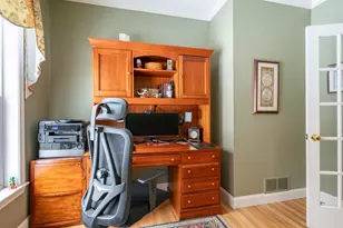 31 Bear Run Dr, Litchfield, NH 03052 - Photo 21