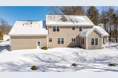 31 Bear Run Drive, Litchfield, NH 03052 - Photo 3