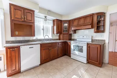 962 Montgomery Street, Manchester, NH 03102 - Photo 19