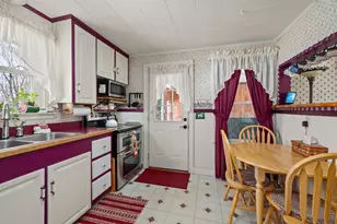 1023 Main St, Laconia, NH 03246 - Photo 17