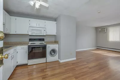 525 Calef Road #22, Manchester, NH 03103 - Photo 3