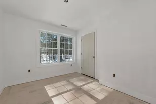 8 Wiley Hill Rd, Londonderry, NH 03053 - Photo 31