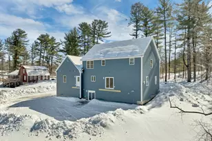 8 Wiley Hill Rd, Londonderry, NH 03053 - Photo 11