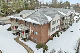 31 Andrew St, Manchester, NH 03104 - Photo 3