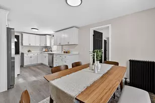 48 Jackson St, Laconia, NH 03246 - Photo 9