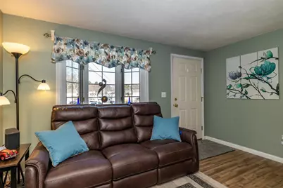 521 Fox Hollow Drive, Hudson, NH 03051 - Photo 13