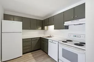 15 Northbrook Dr, Manchester, NH 03102 - Photo 7