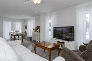 104 Robinhood Dr, Exeter, NH 03833 - Photo 11