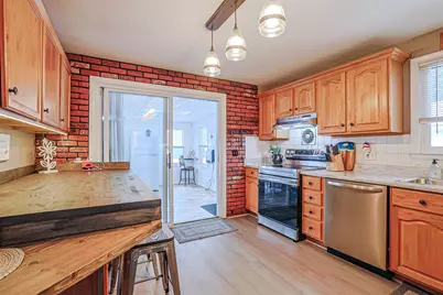 29 Salem Street, Manchester, NH 03102 - Photo 13