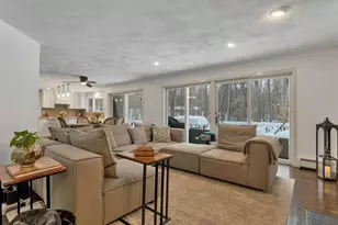 16 Fox Run Ln, Salem, NH 03079 - Photo 19