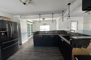 38 Belair St, Manchester, NH 03103 - Photo 17