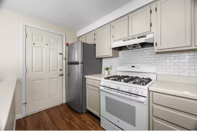 50 Brookside Drive #A7, Exeter, NH 03833 - Photo 5