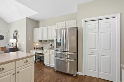 29 Hancock Drive, Bedford, NH 03110 - Photo 13