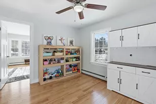 216 East Side Dr, Concord, NH 03301 - Photo 9