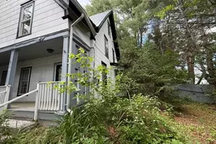 28 High St, Littleton, NH 03561 - Photo 3
