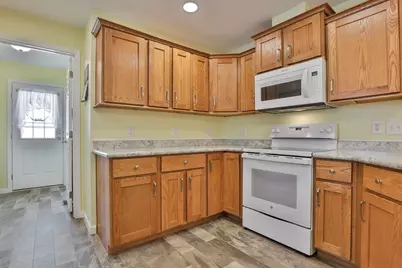 21 Fairfield Drive, Concord, NH 03301 - Photo 17