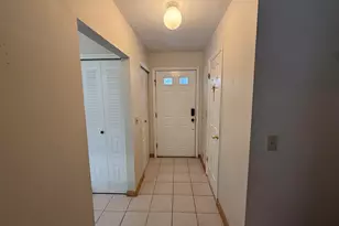 147 Middlesex Rd, Merrimack, NH 03054 - Photo 3