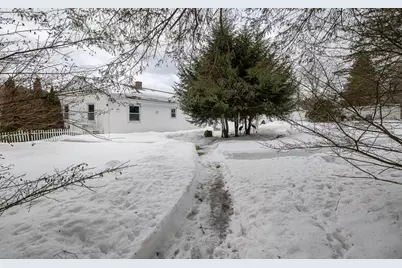 169 Central Street, Hudson, NH 03051 - Photo 25