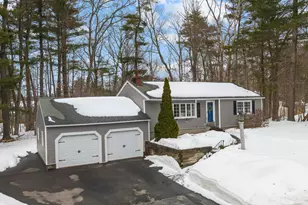 64 Lake St, Salem, NH 03079 - Photo 3