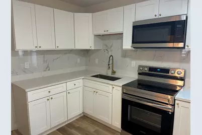 346 Lake Avenue, Manchester, NH 03103 - Photo 3