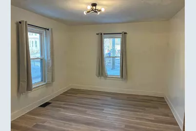 346 Lake Avenue, Manchester, NH 03103 - Photo 5