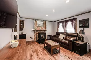 66 Preston St, Hillsboro, NH 03244 - Photo 3